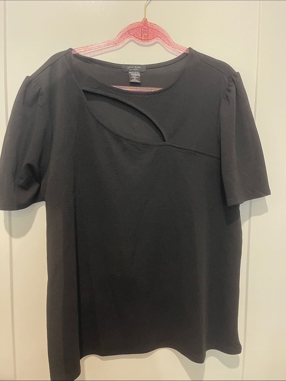 Love Ryan Black Short Sleeve Top with Asymmetric Cutout unique 3x